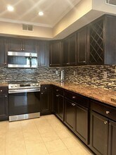 2304 Triad Ln in Tampa, FL - Building Photo - Building Photo