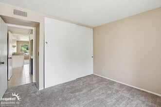 27735 Mountain Meadow Rd in Escondido, CA - Building Photo - Building Photo