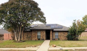 924 Summer Trail in Flower Mound, TX - Building Photo