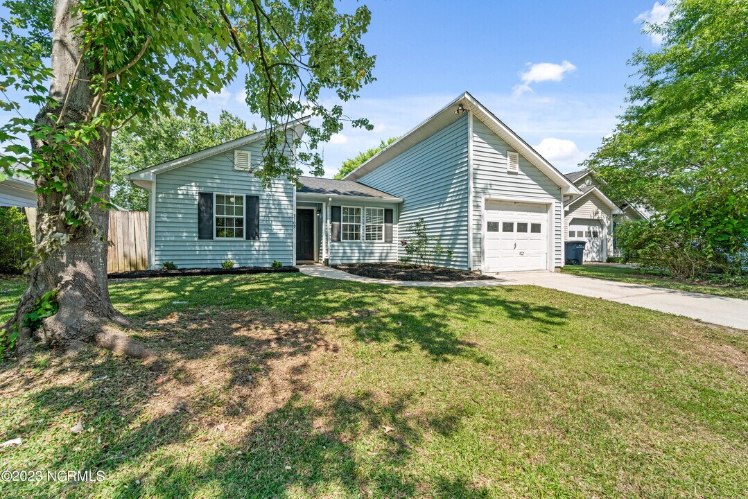 3109 Belmont Ct Photo
