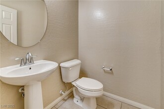 8983 Melridge Rd in Las Vegas, NV - Building Photo - Building Photo