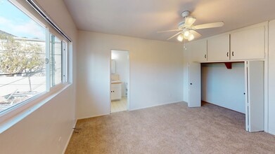 338-342 C Ave in Coronado, CA - Building Photo - Building Photo