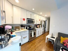 800 Parker St, Unit 1 in Boston, MA - Building Photo