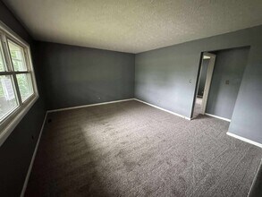 5029 47th Ave in Moline, IL - Building Photo - Building Photo