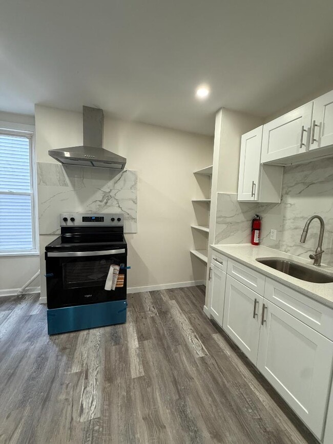 161 6th Ave in Troy, NY - Building Photo - Building Photo