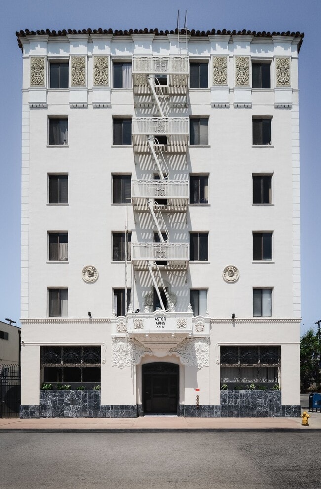 Astor Arms in Los Angeles, CA - Building Photo - Building Photo