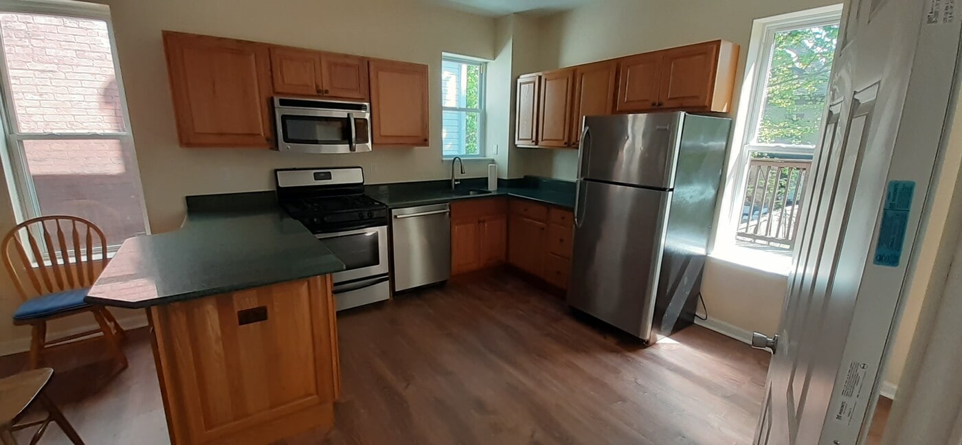 7718 Brashear St in Pittsburgh, PA - Building Photo