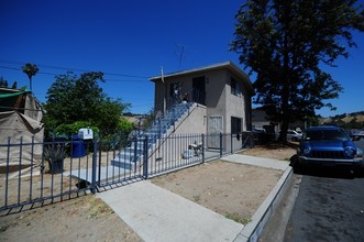 Carlota 4-Plex in Los Angeles, CA - Building Photo - Building Photo