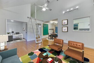 1701 Jennie Ave in Austin, TX - Building Photo - Building Photo