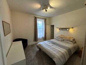 624 N 2nd Ave W, Unit #1 downstairs in Duluth, MN - Building Photo - Building Photo