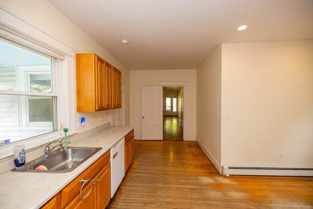 84 Walker St, Unit 2 in Newton, MA - Building Photo