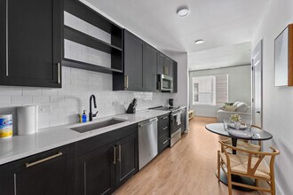 2412 W Cypress St in Tampa, FL - Building Photo - Building Photo