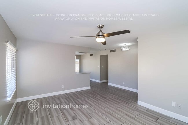 8931 N 56th Dr in Glendale, AZ - Foto de edificio - Building Photo