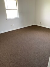 418 Vieux Orleans Cir-Unit -C in Lafayette, LA - Foto de edificio - Building Photo