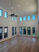 613 Florence Trl in Krugerville, TX - Building Photo - Building Photo