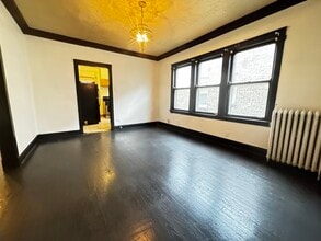 8519 S Paulina St in Chicago, IL - Building Photo - Building Photo