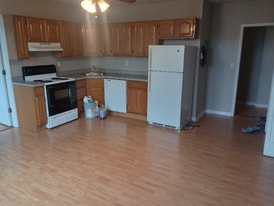 730 Main St, Unit Apt A in Avoca, PA - Building Photo