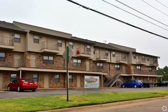 The Terrace Townhomes in Stillwater, OK - Foto de edificio - Building Photo