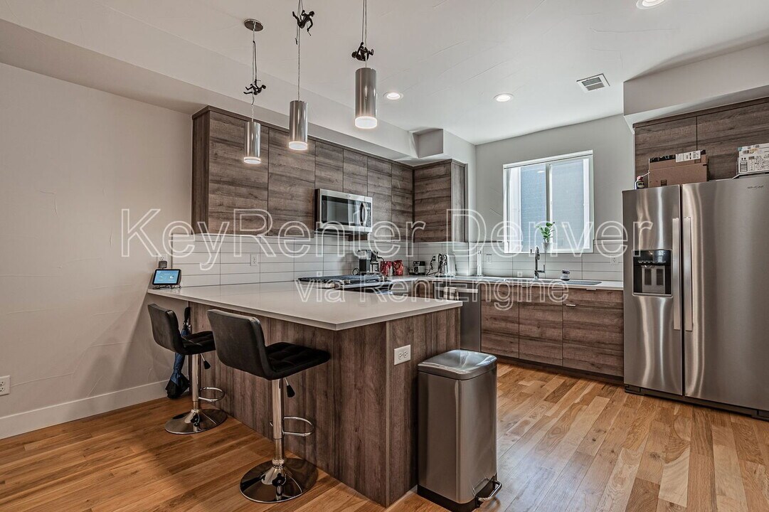 1826 Irving St in Denver, CO - Building Photo