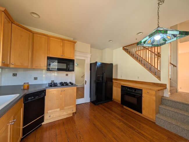 property at 446 New Haven Ave