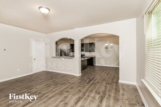 201 Southwind Cir in Newnan, GA - Building Photo - Building Photo