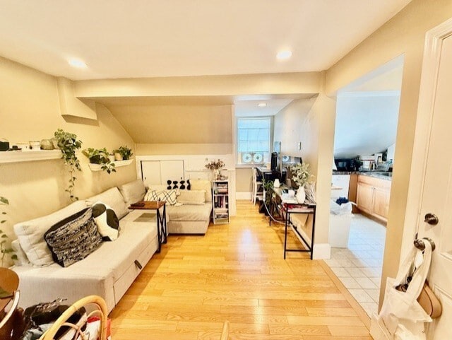 28 Derne St, Unit 5
