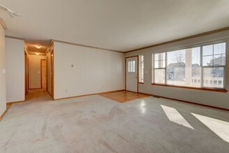 970 SW Upland Ct in Oak Harbor, WA - Building Photo - Building Photo