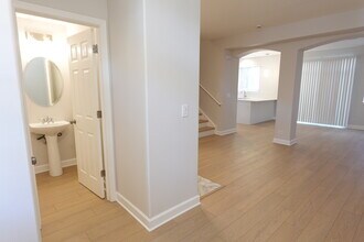 1432 Remington Ln in Round Lake, IL - Foto de edificio - Building Photo