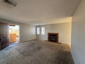 1613 N Erwin St in Ridgecrest, CA - Building Photo - Building Photo