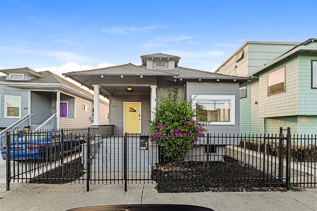3010 Linden St in Oakland, CA - Building Photo - Building Photo