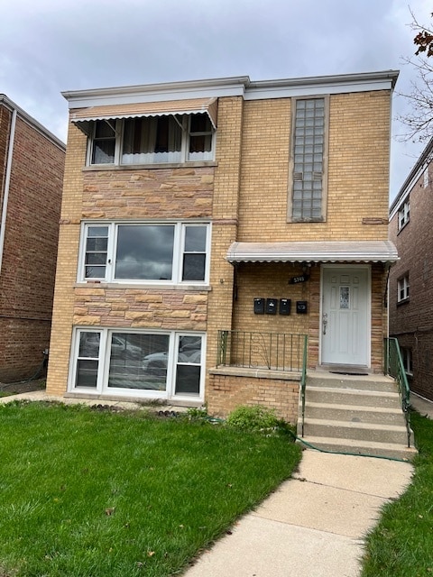 5748 W Montrose Ave, Unit 1