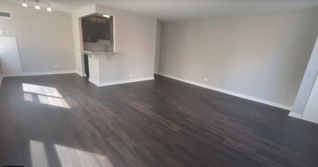 property at 51 W Huron St