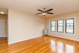 4843 N Wolcott Ave, Unit 3B in Chicago, IL - Building Photo - Building Photo