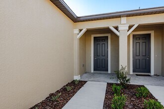 18234 Pleasantview Blvd in Land O Lakes, FL - Building Photo - Building Photo