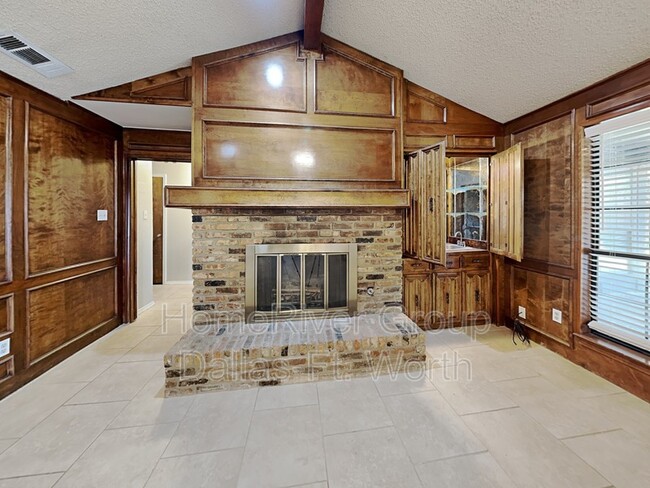 1108 Huntington Dr in Richardson, TX - Building Photo - Building Photo