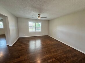 12 SW 100th St in Oklahoma City, OK - Building Photo - Building Photo