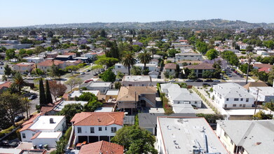 5069 W 21st St in Los Angeles, CA - Building Photo - Building Photo