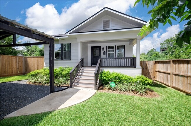 property at 1102 Bingham St