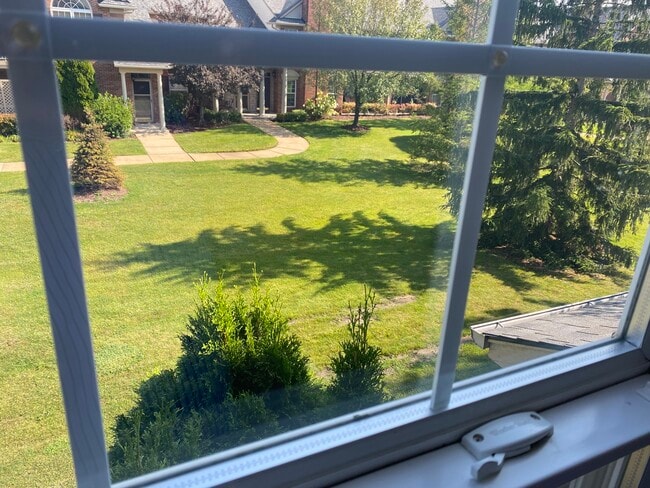 property at 3583 Oakmonte Blvd
