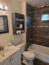 2223 Anderson St in Irving, TX - Building Photo - Building Photo