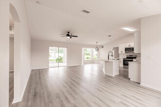 4132 Mermell Cir in North Port, FL - Building Photo - Building Photo
