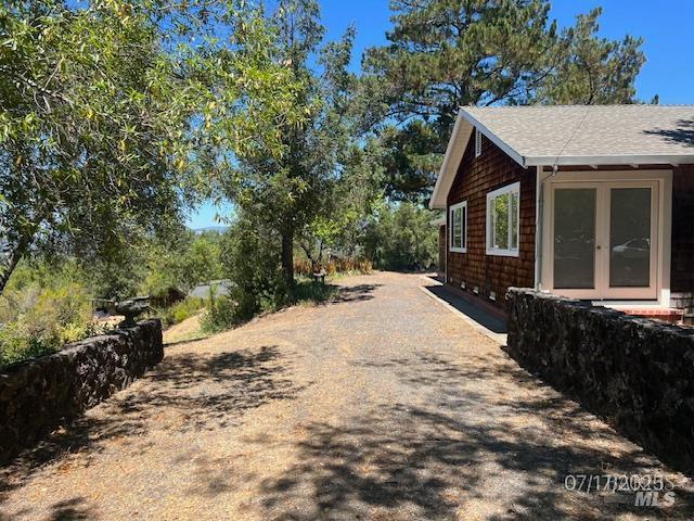 4199 W Dry Creek Rd in Healdsburg, CA - Building Photo - Building Photo