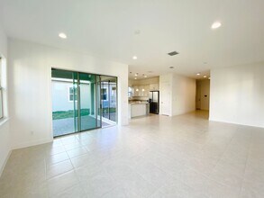 13270 Bromborough Dr in Orlando, FL - Building Photo - Building Photo