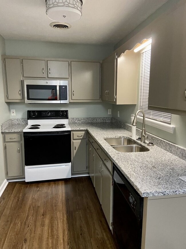 1315 Dugan Ct in Murfreesboro, TN - Building Photo - Building Photo