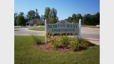 Northcrest Apartments in Angola, IN - Building Photo - Building Photo