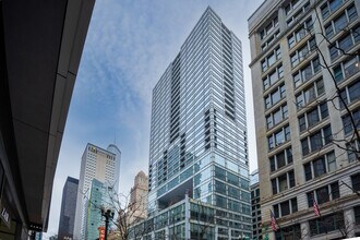 The Residences at the Joffrey Tower in Chicago, IL - Building Photo - Building Photo