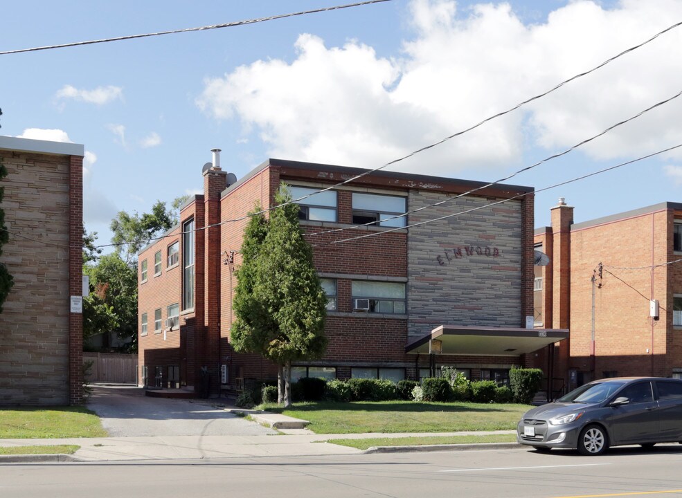 Elmwood in Hamilton, ON - Building Photo