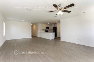 922 Carrick Dr in Ennis, TX - Foto de edificio - Building Photo