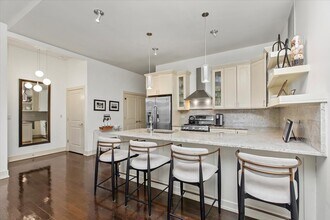 4234 S Ellis Ave in Chicago, IL - Building Photo - Building Photo