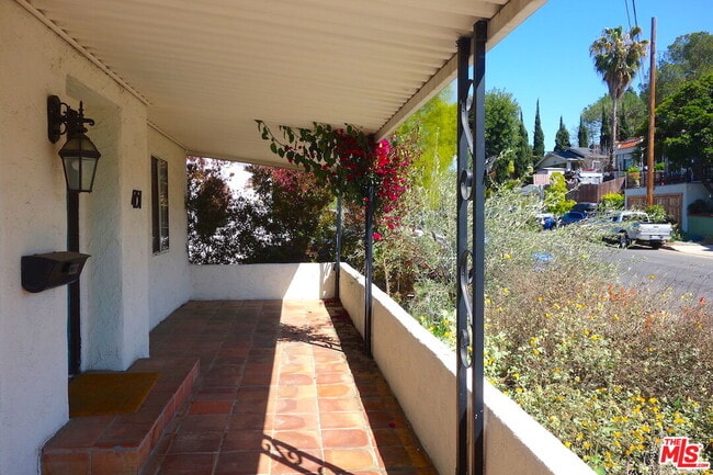 4751 Lincoln Ave in Los Angeles, CA - Building Photo - Building Photo